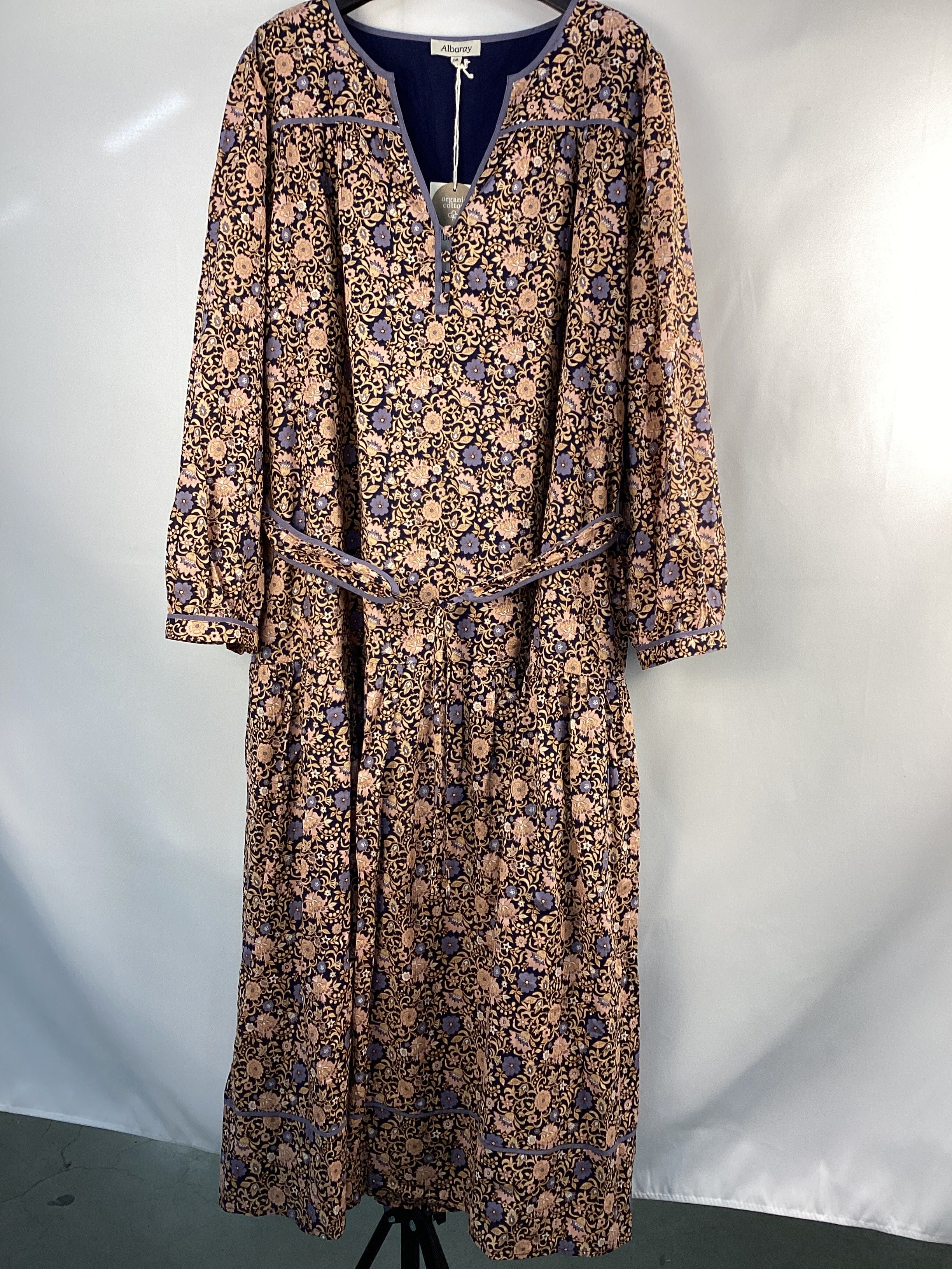 Re-Loved Floral Print Dress - Size 18