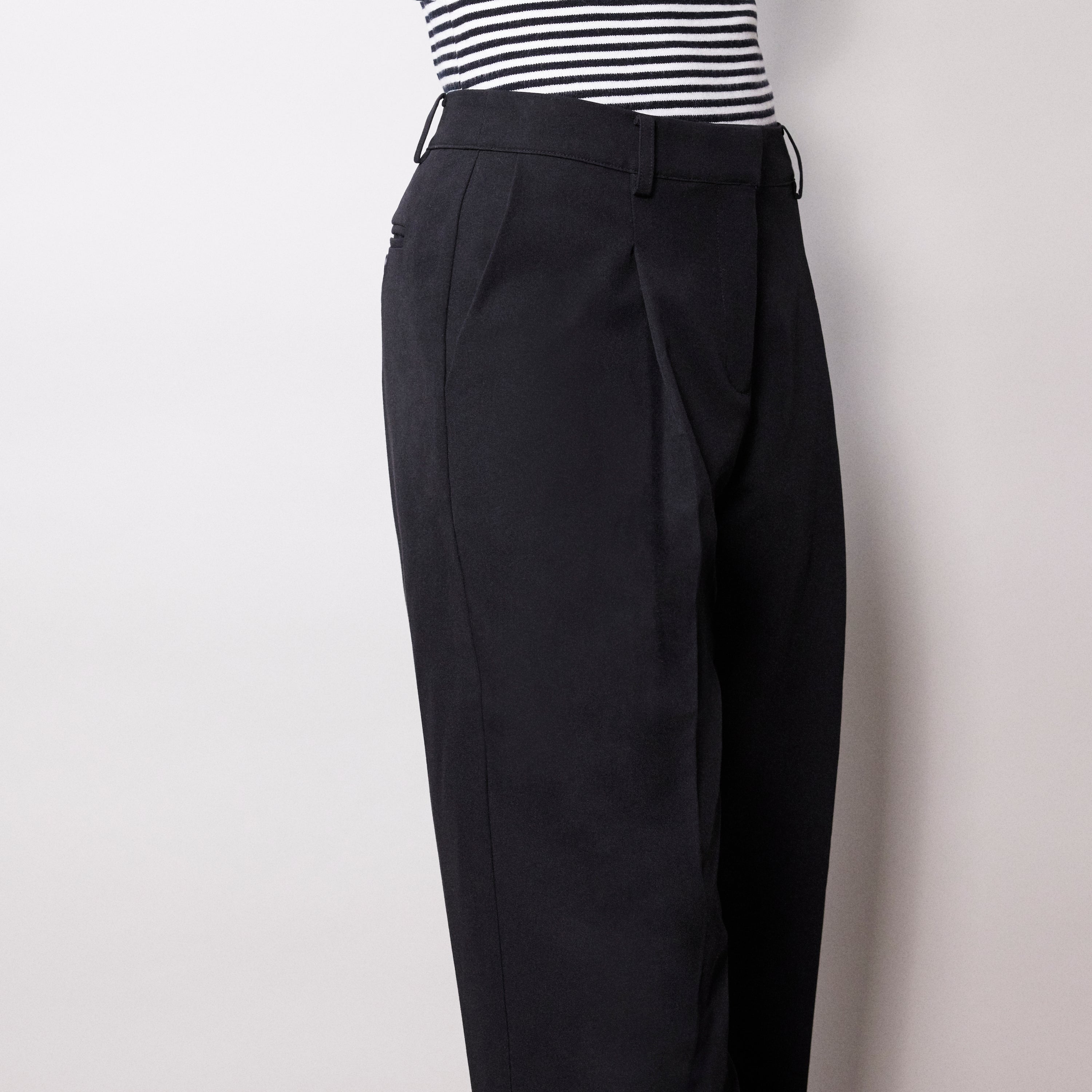 Re-Loved Pleat Front Trousers - Size 16