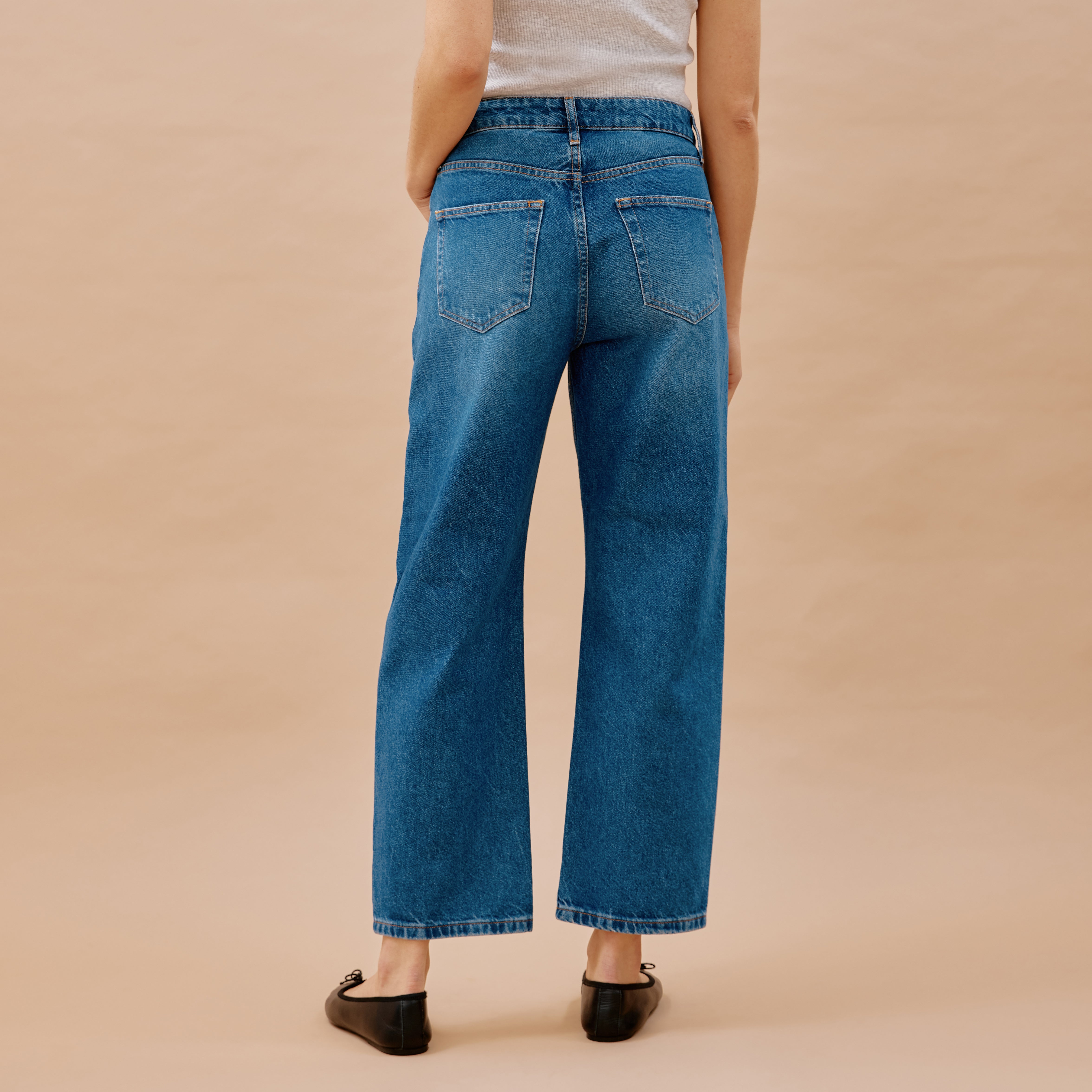 Dark Wash Relaxed Jeans