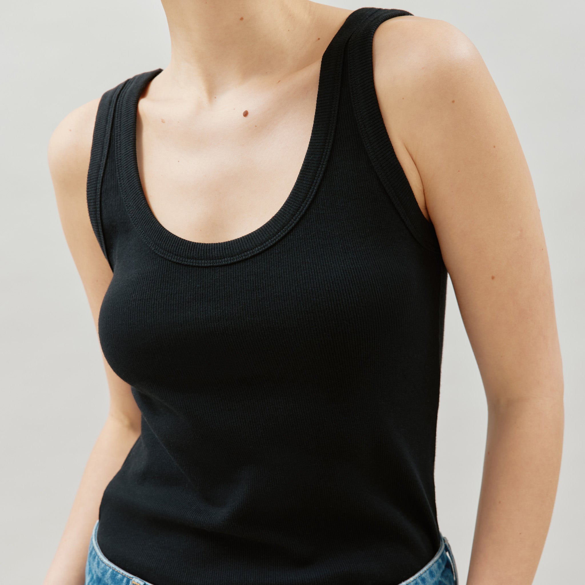 Re-Loved Black Scoop Rib Vest - Size 10