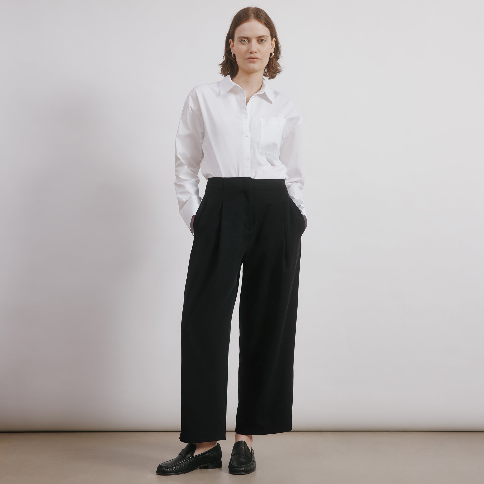Black Tailored Barrel Trouser