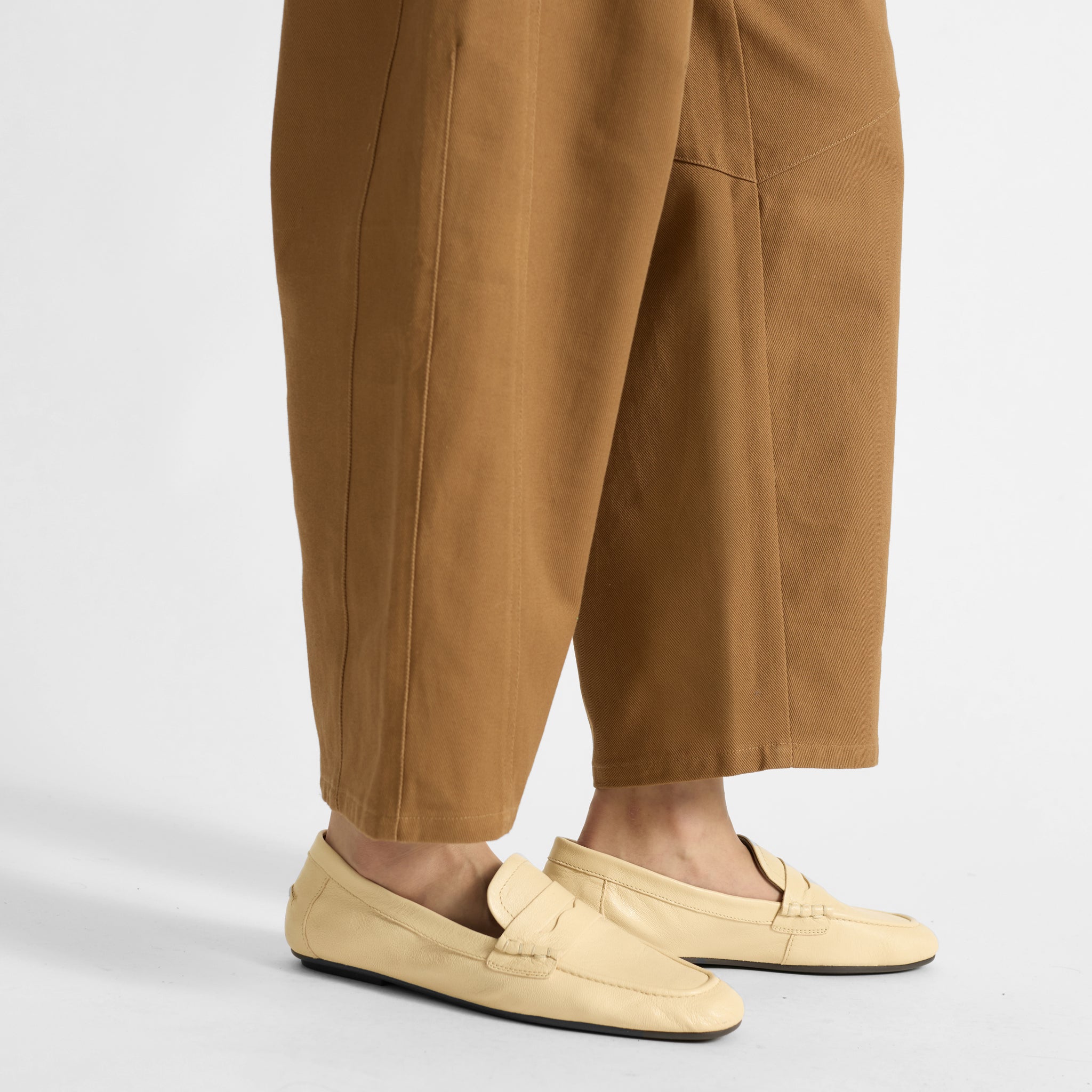 Cotton Barrel Trouser