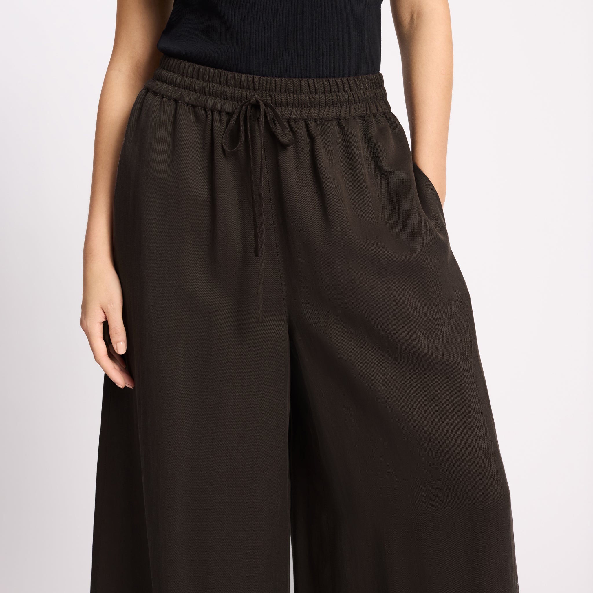 Tencel Wide Leg Trouser