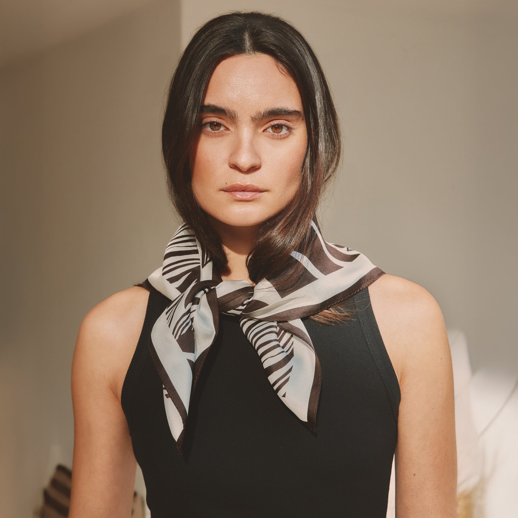 Mono Palm Scarf