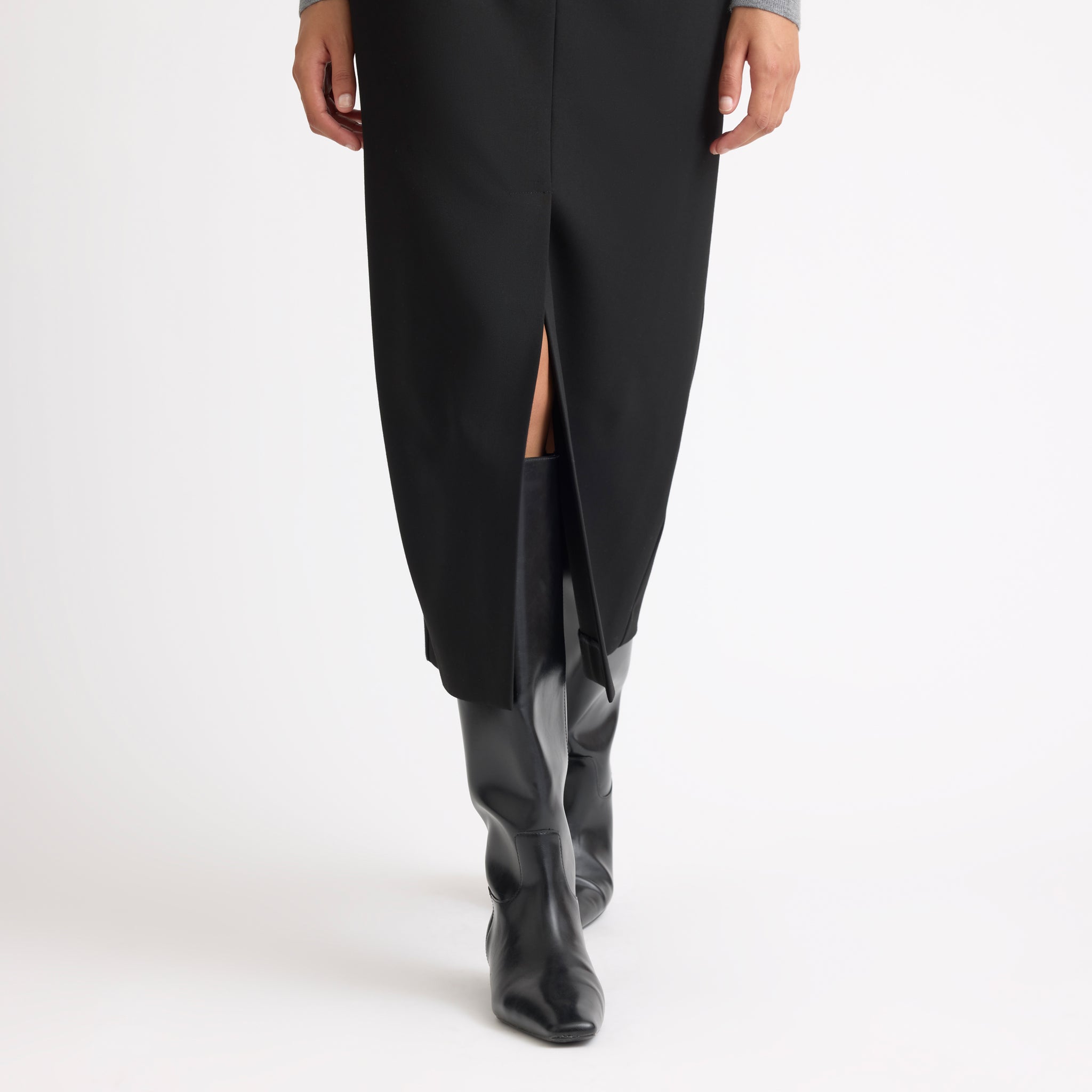 Black Tailored Pencil Skirt