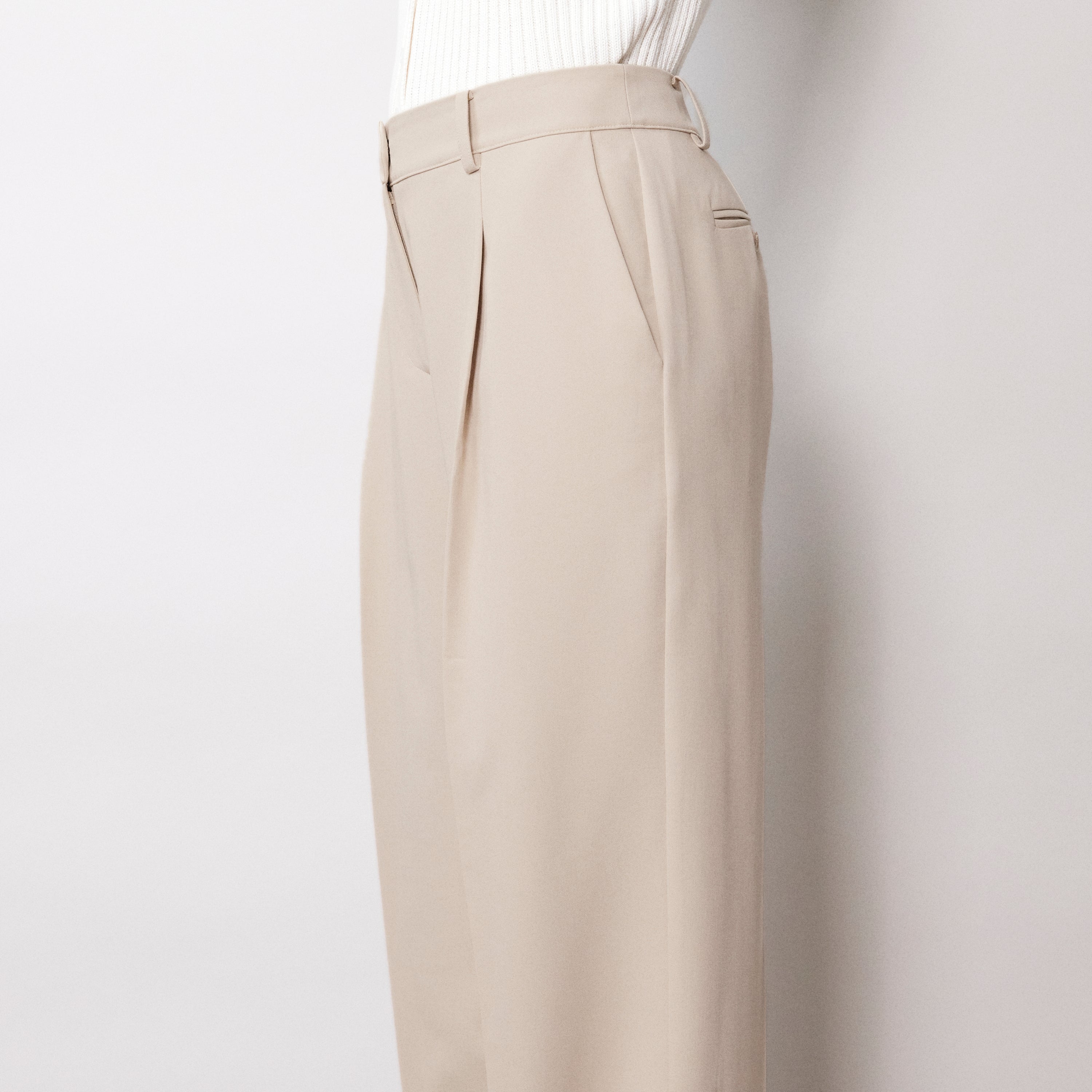 Stone Tailored Pleat Front Trouser