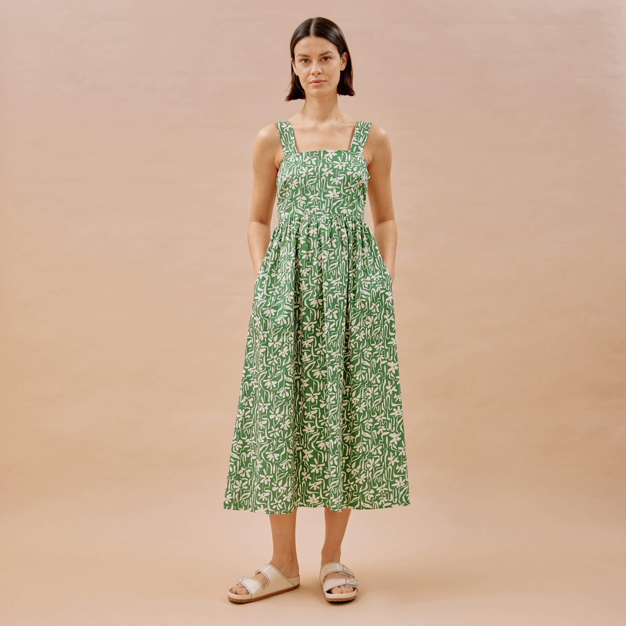 Re-Loved Green Brushstroke Apron Sundress  Size 10