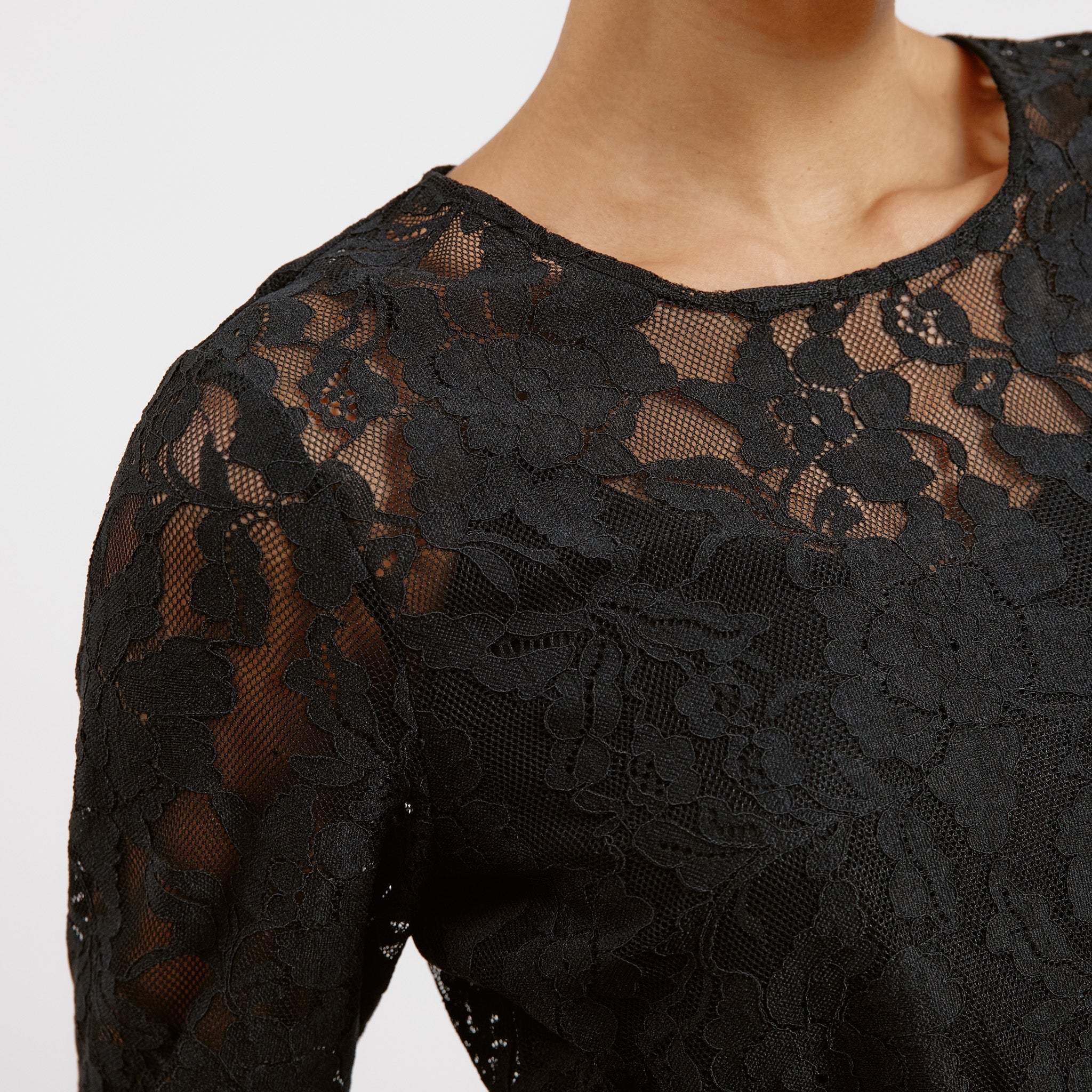 Re-Loved Lace Top - Size 12
