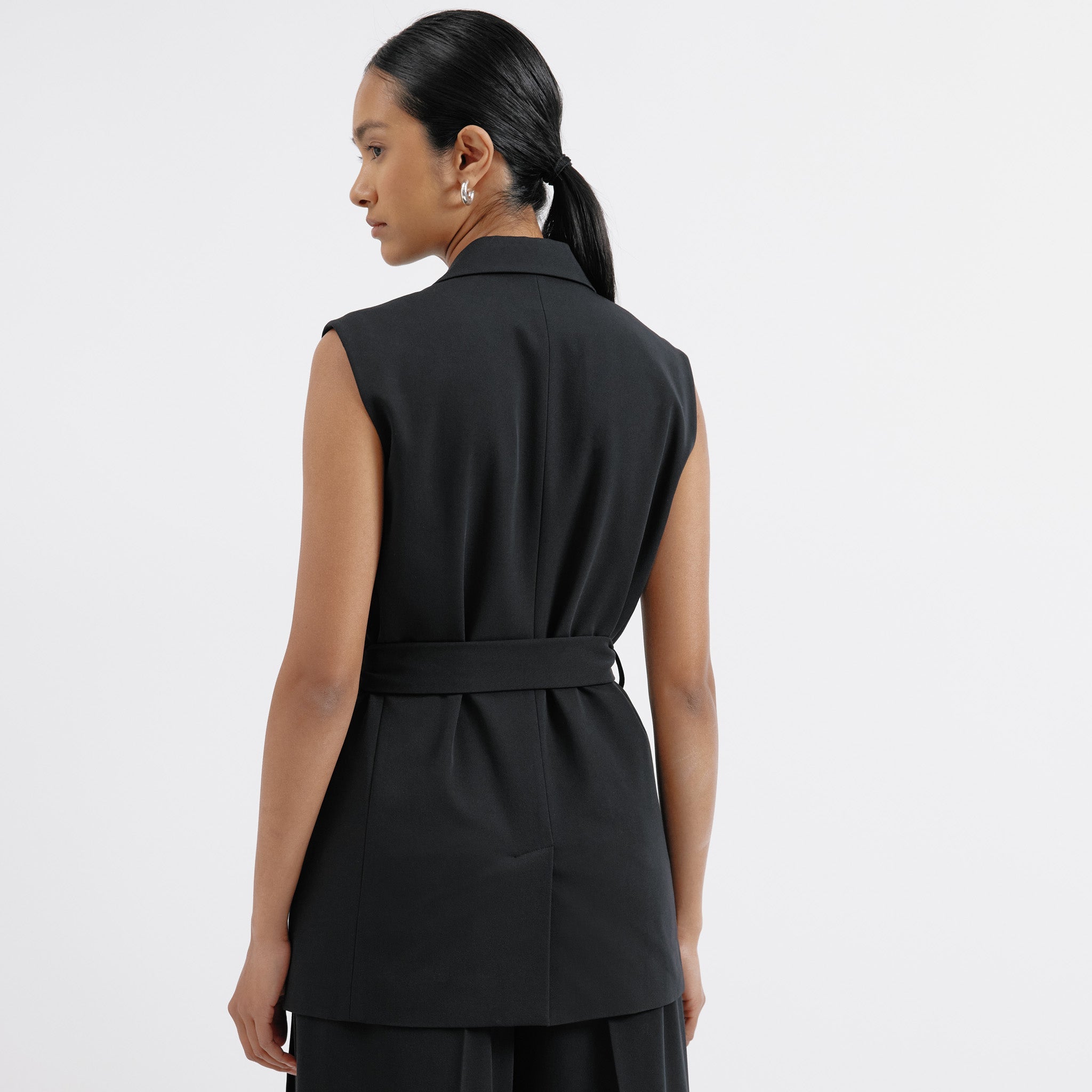 Re-Loved Black Tailored Sleeveless Jacket - Size 16