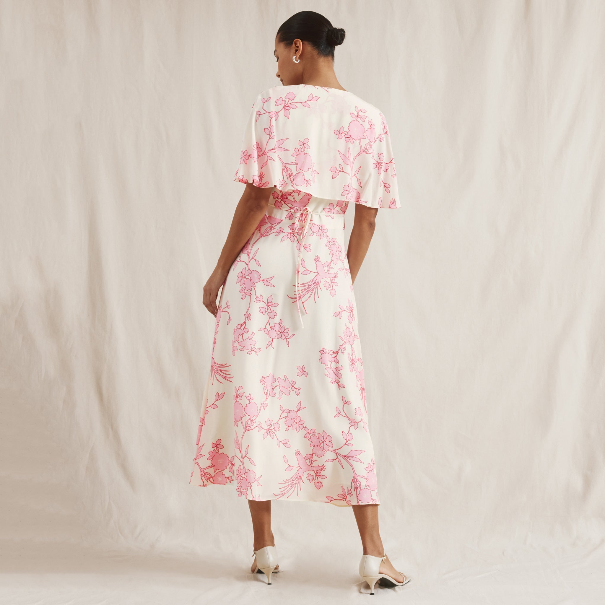 Re-Loved  Kimono Floral Dress - Size 8
