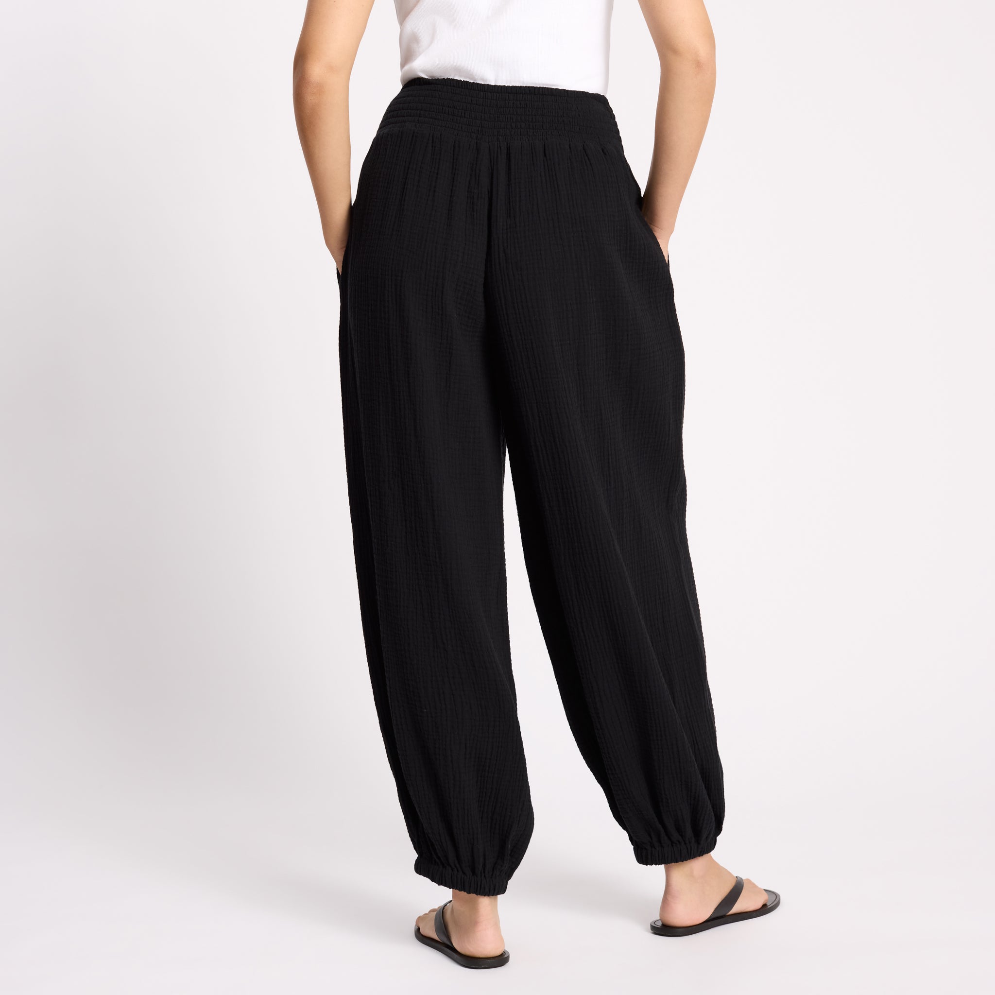 Black Cheesecloth Balloon Trouser | Sustainable Womenswear | Albaray