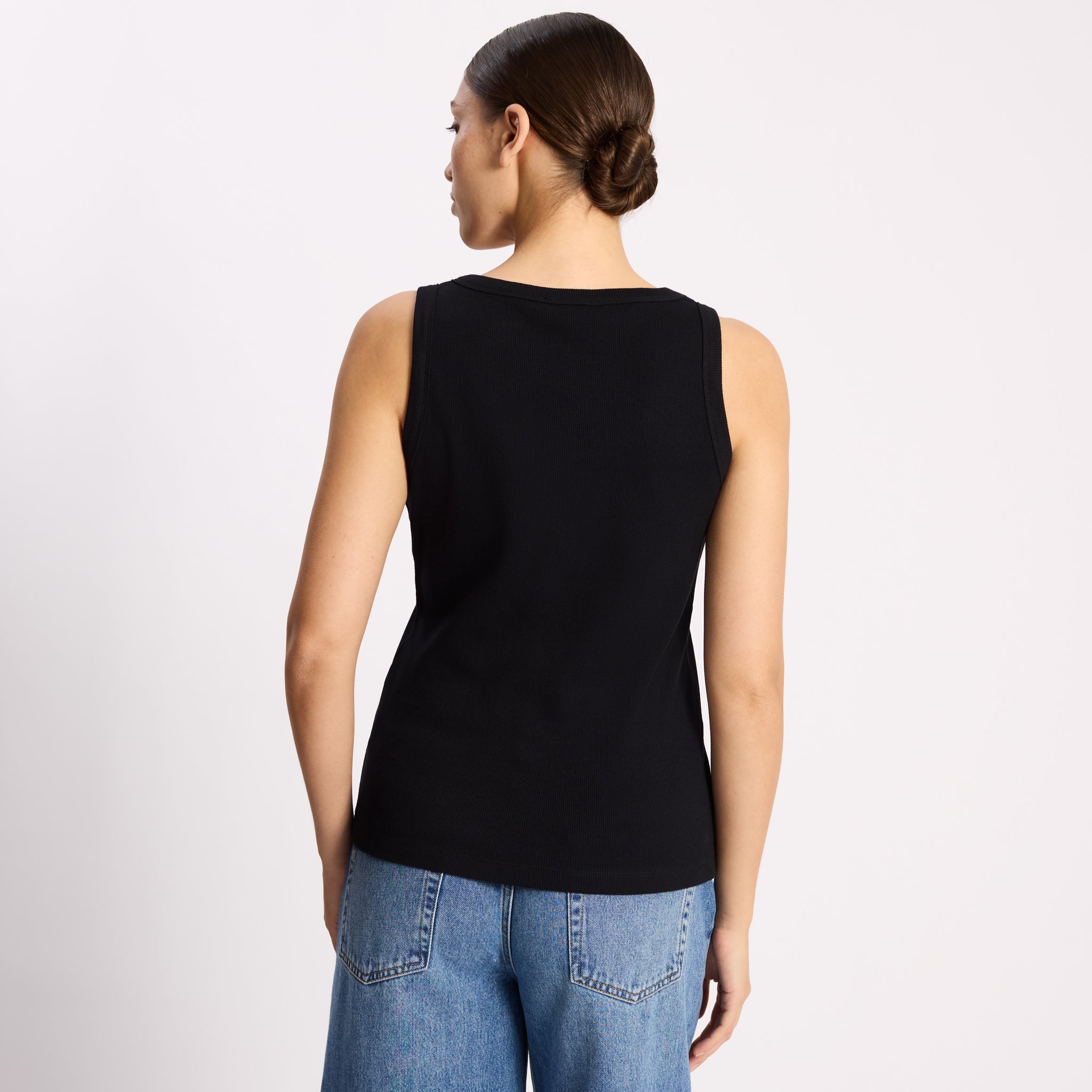 Black Scoop Rib Vest